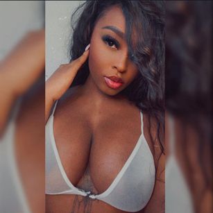 Model - Nicoleth18 anal