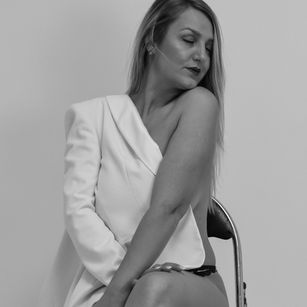 Model - MayaTrainor cei