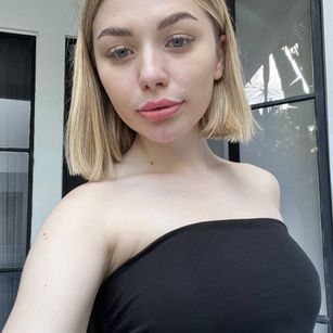 Model - Sophie dance