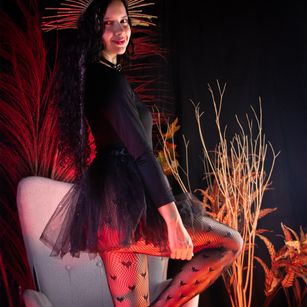 Model - Alaska Blue latina