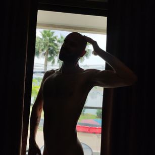 Model - AnthonyXRoyal dirtytalk