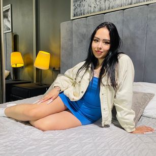 Model - KIM longhair