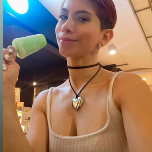 Model - Alice Barry toys