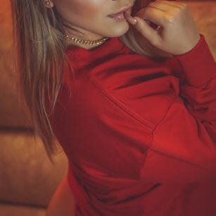 Model - Laura Duque feet