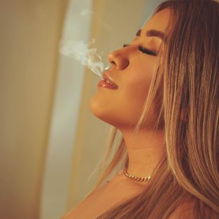 Model - Laura Duque squirt