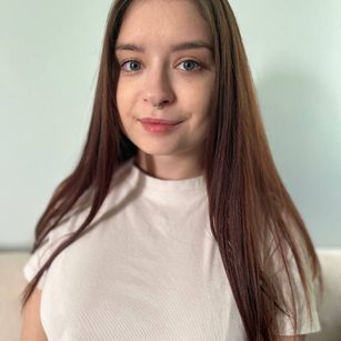 Model - Marta_Bates young