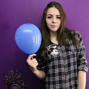 Model - Annabelle Jones smalltits