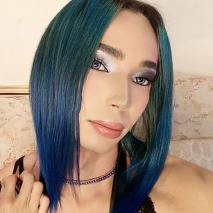 Model - Arian transexual