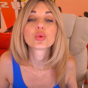 Model - Kriss dirtytalk