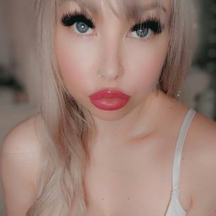 Model - KatBigBum squirt