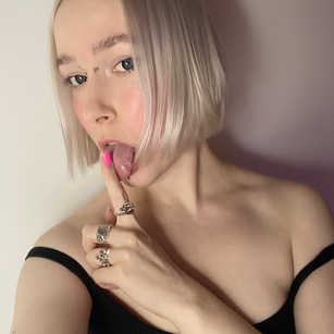 Model - igotuscookies bdsm