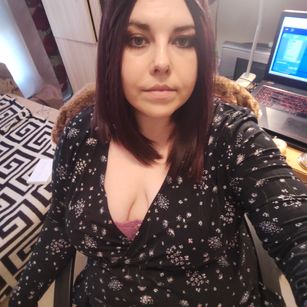 Model - White_Lotus feet