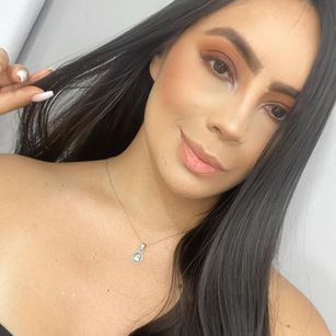 Model - laura cadwell cum