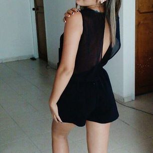 Model - Isabella Kroes  ass