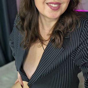 Model - Tiffany Wils POV