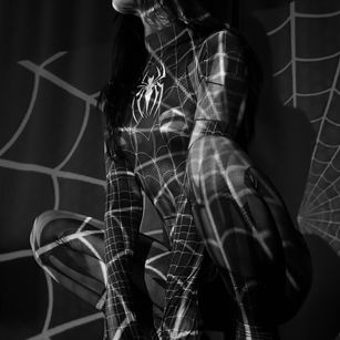 Model - InkedDream alt