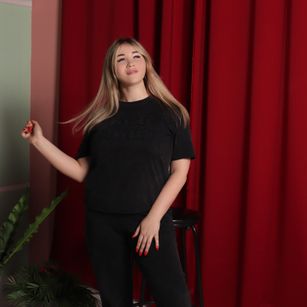 Model - SarahMolligan smile