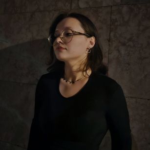 Model - Olya attractive