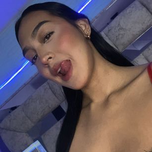 Model - EmmaBruns petite