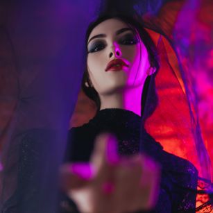 Model - Avril Lewis findom