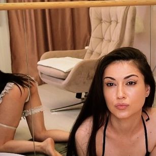 Model - OliviaSway fun