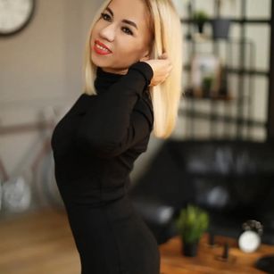 Model - BabyAlexa blowjob