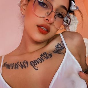 Model - Juana Green joi