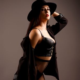 Model - OliviaSway fun