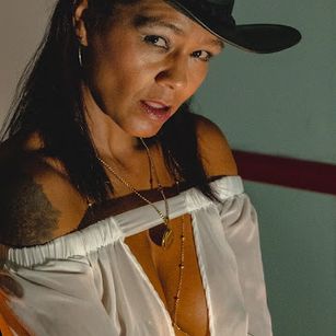 Model - catherine suerez bigass