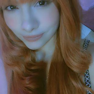 Model - Xime redhead