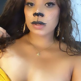 Model - Natasha Rey joi