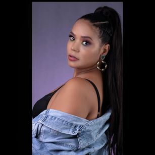 Model - Natasha Rey latina