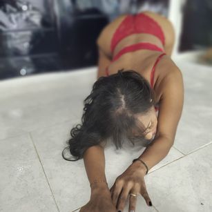 Model - kristalLawren01 fetiches