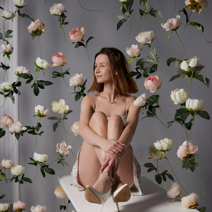 Model - Lota-69 cute