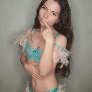 Model - AlisiaNovo natural