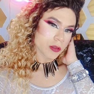 Model - Saskya_deluxxe sissy