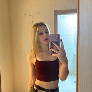 Model - Ariana skype