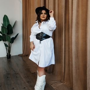 Model - Delicateafterta dances