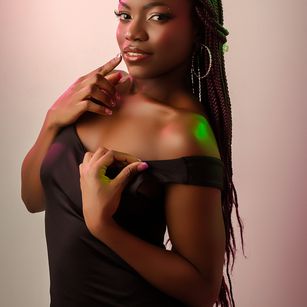 Model - NaomiKorz fuckface