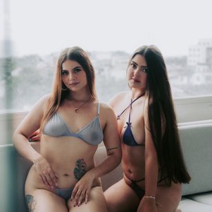 Model - ValeryHilton lesbian