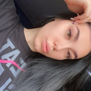 Model - LucyChase bigass