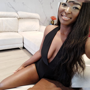 Model - Melanie Williams cei