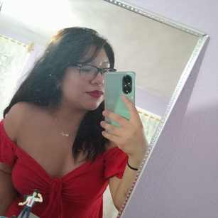 Model - Julietta Belle latina