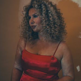 Model - Stella Vestal pregnant