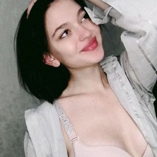 Model - LucyGoldi cei