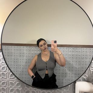 Model - Luna Night bigboobs