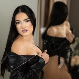 Model - EllaSawyer naked