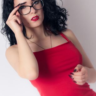 Model - AdelynnJoy naughty