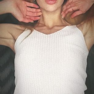 Model - Dreamy Alice squirt