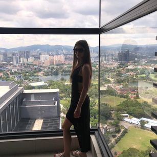 Model - Dreamy Alice dirty